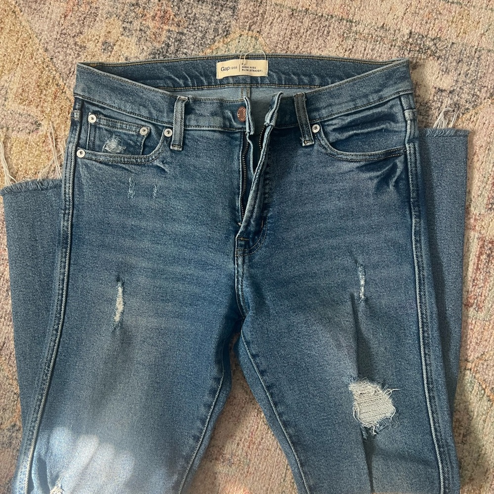 GAP High Rise Slim Straight Jeans - Picture 2 of 6